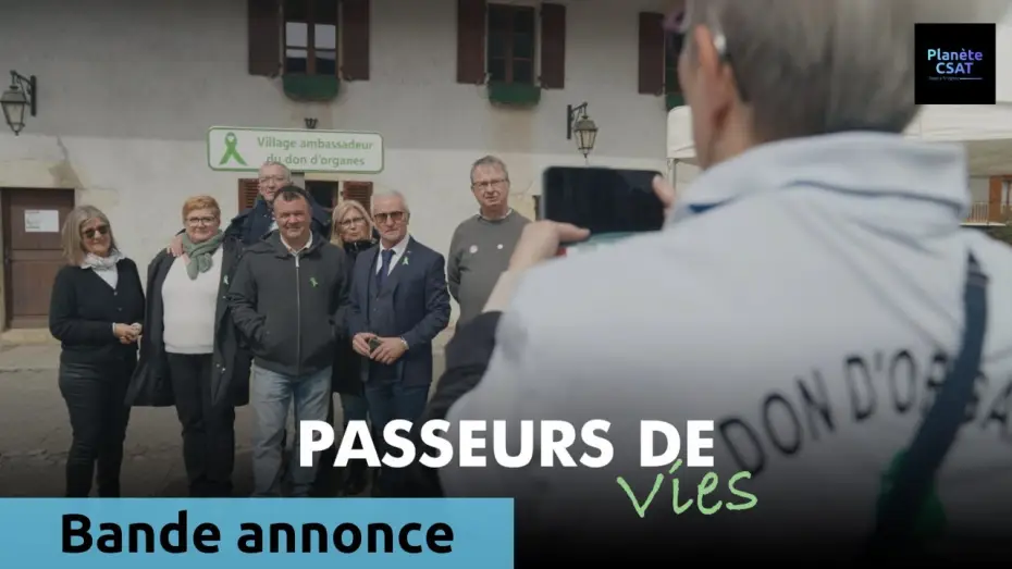 Video for the film Passeurs de vies — Passeurs de vies | bande annonce | LCP