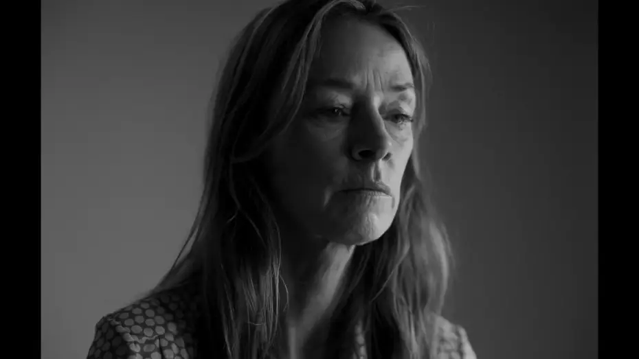 Video for the film In my Parents' House — Trailer de Im haus meiner eltern (HD)