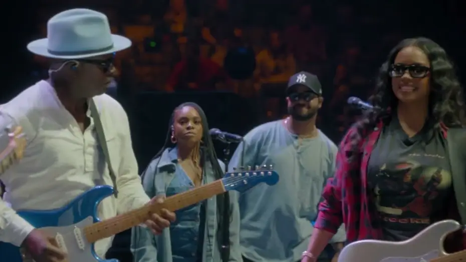 Video for the film Eric Clapton’s Crossroads Guitar Festival 2023 — H.E.R., John Mayer - Hold On (Live) [Crossroads 2023]