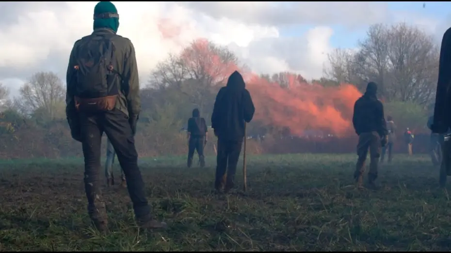 Video for the film Red Forest — Bande-annonce "Forêt Rouge" de Laurie Lassalle