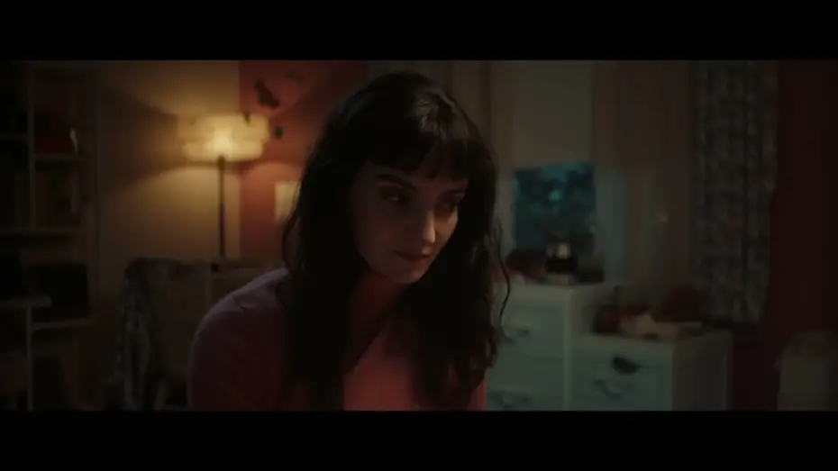 Video for the film The Train — Le train (Marie Brassard) - Bande annonce