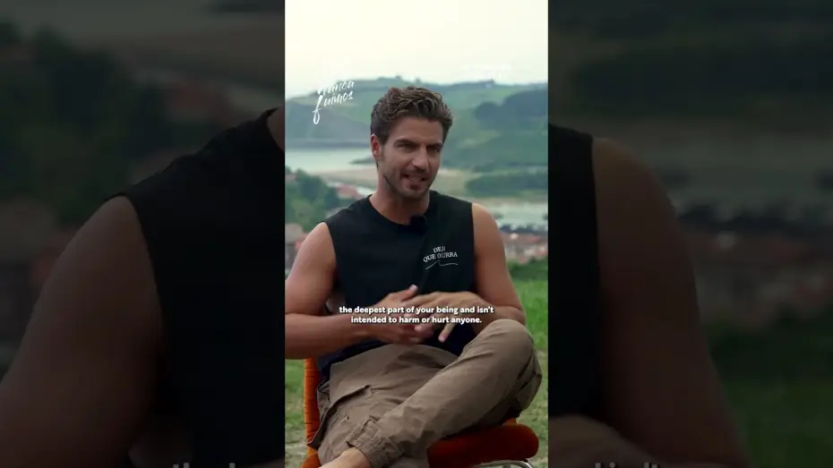 Video for the film All That We Never Were — Meet Maxi Iglesias, who will portray Axel, in the upcoming adaptation of Todo Lo Que Nunca Fuimos.