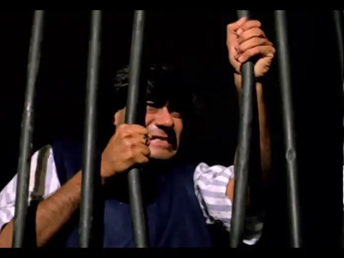 Video for the film Dilwale — Dilwale official new trailer
