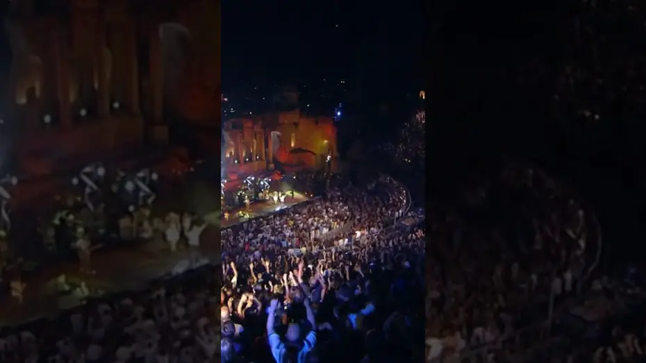 Video for the film Simply Red - Home: Live in Sicily — ‘I'm gonna do the right thing’ ✨ Live in Sicily, 2003. #SimplyRed #LiveMusic