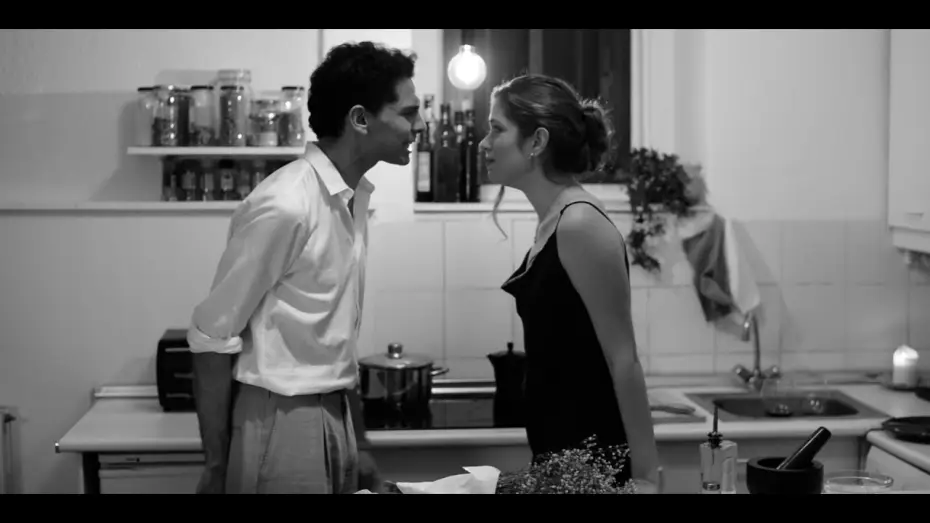 Video for the film Otro año y contando — Otro año y contando | Teaser trailer cortometraje