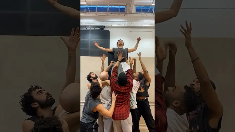 Video for the film National Theatre Live: Les Liaisons Dangereuses — How it started vs how it's going 🔥 #LesLiaisonsDangereuses #NationalTheatre #LondonTheatre #Dance