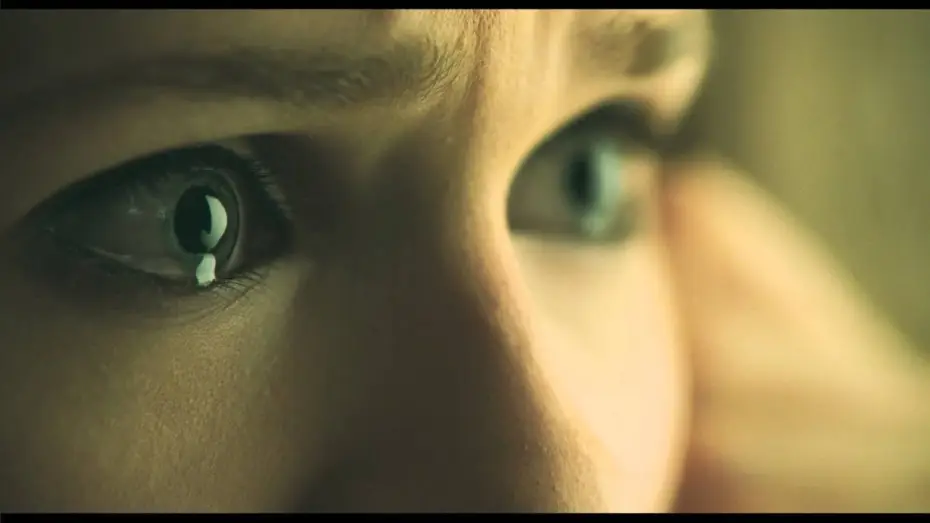 Video for the film Haunter — Haunter- Bande-Annonce (VF)