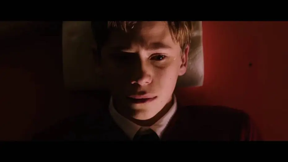 Video for the film Cell — BANDE ANNONCE CELL  PHONE VF
