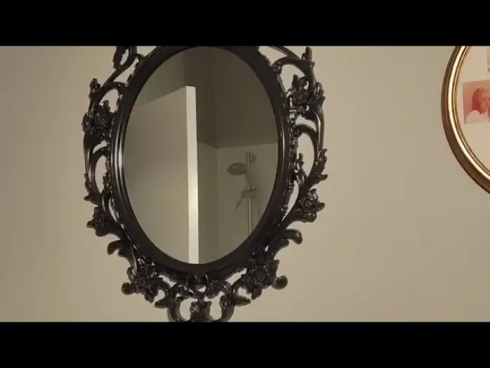 Video for the film Who's Thirsty — Chi Ha Sete - Lo specchio (behind the scenes)