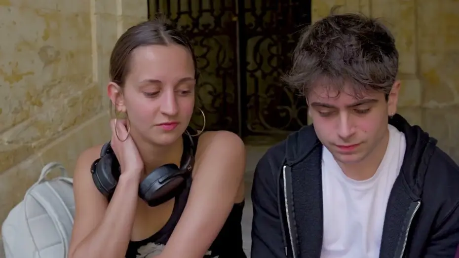 Video for the film Cinco botones — TRÁILER CINCO BOTONES
