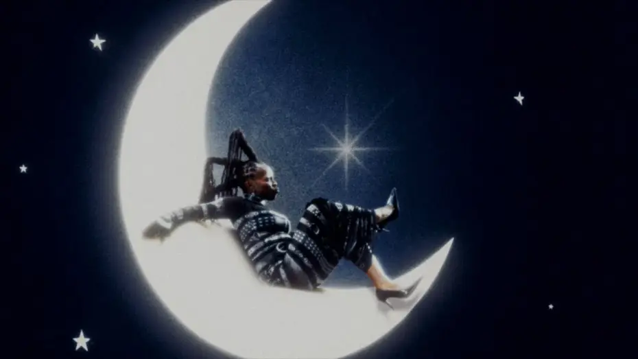Video for the film Fashion Designa — THEODORA - FASHION DESIGNA