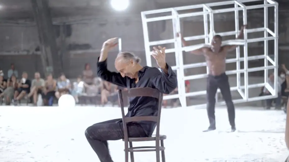 Video for the film Dentro — Bande-annonce Dentro, d'Elsa Amiel