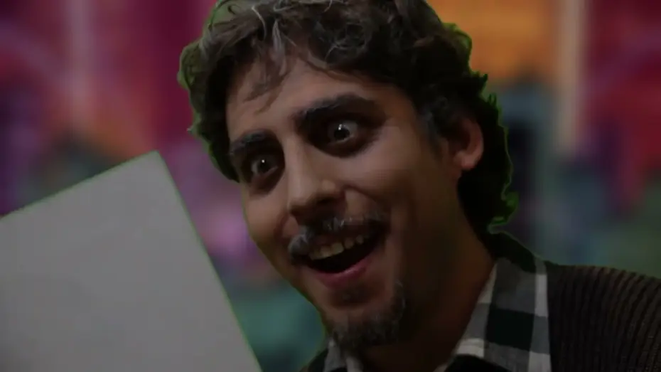 Video for the film Amigos Sonrientes Una Persona Viciosa — Amigos Sonrientes - Trash Cut Film Festival X edición