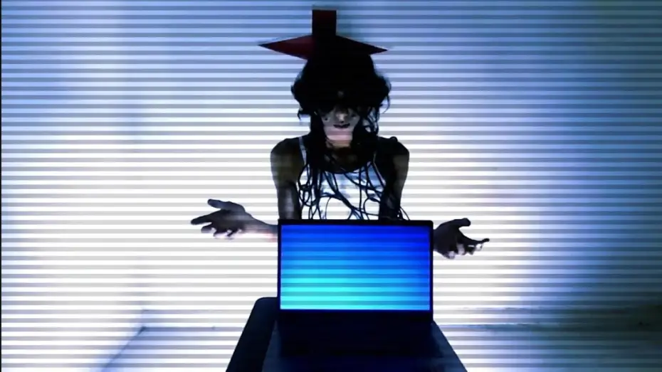 Video for the film Transmission — "ARTificIAl" | Transmisión Ep 8