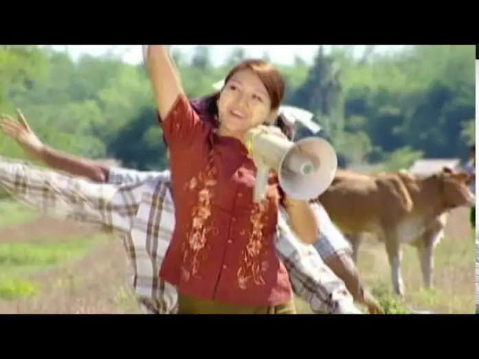 Video for the film The House Roofed with Slates — ကျောက်သင်ပုန်းတွေ မိုးထားတဲ့အိမ်