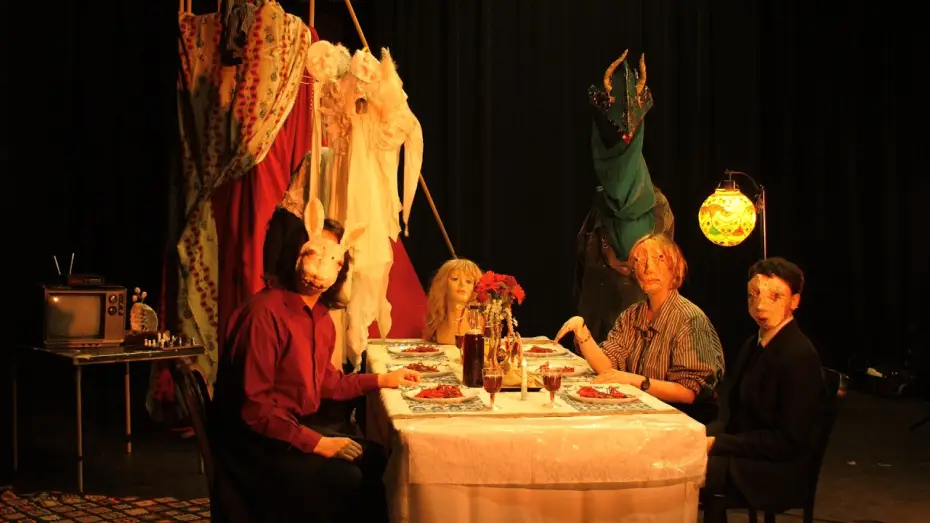 Video for the film The Dinner Party — The Dinner Party- Horror Short Film