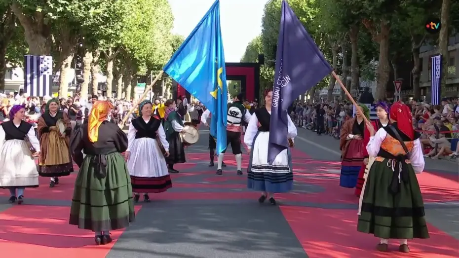 Video for the film La Grande Parade des Nations Celtes — Grande Parade des Nations Celtes 2026 - Grupu Etnográficu L'Oriente, Llacin (Asturies)