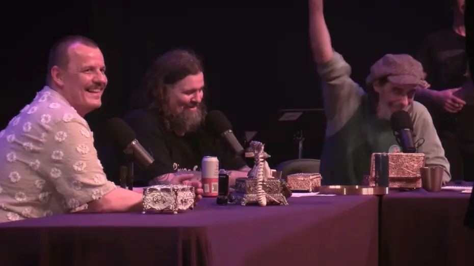 Video for the film 300th Episode of Rince-Crème — Jean-Michel Martel roasts Les Denis Drolet for the 300th episode of Rince-Crème