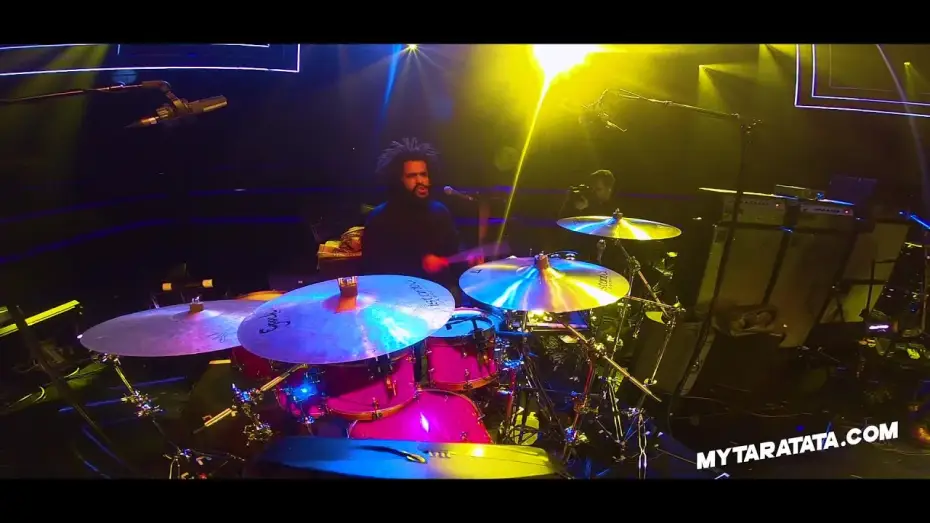 Video for the film Taratata - Hommage spécial à Catherine Ringer — Répétitions avec Tiss Rodriguez (Batteur C. Ringer) "C'Est Comme Ça" (2020)