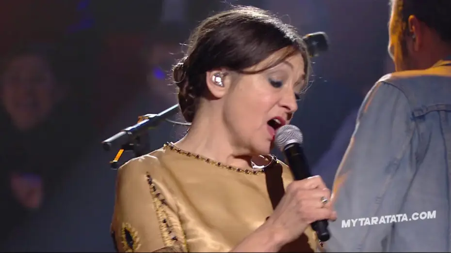 Video for the film Taratata - Hommage spécial à Catherine Ringer — Catherine Ringer "C'Est Comme Ça" (2020) (extrait)