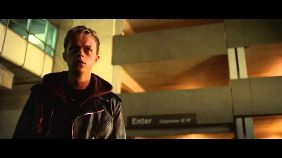Video for the film Metallica: Through the Never — Metallica 3D: Through the never - Trailer subtitulado en español (HD)