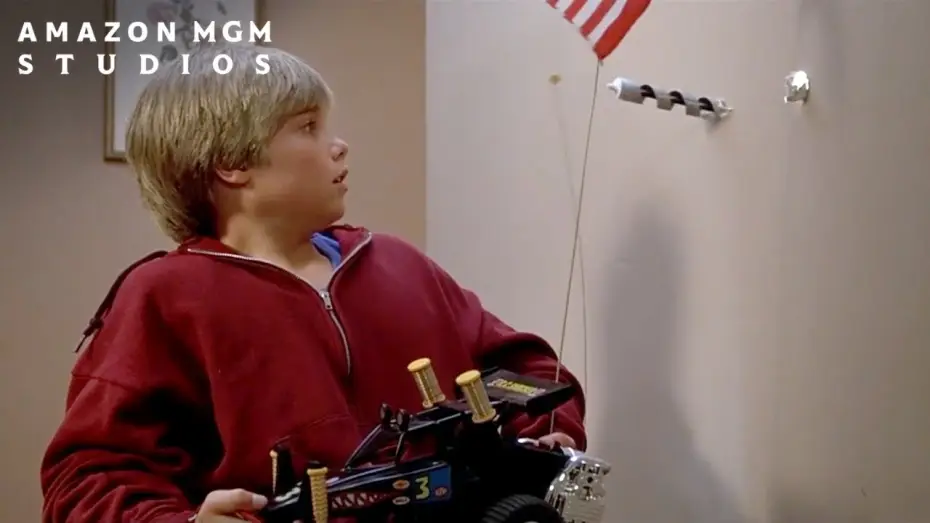 Video for the film Mac and Me — Alien in the Walls