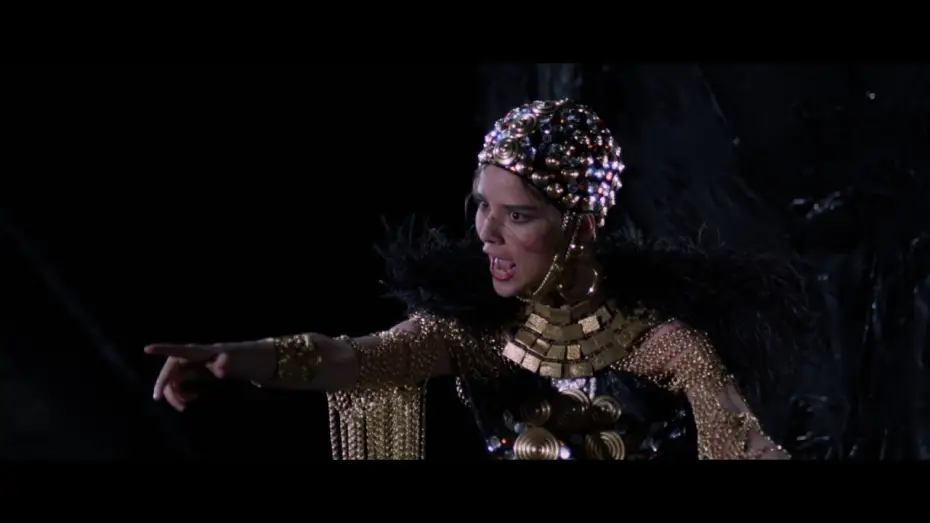 Video for the film Opera — OPERA (1987) English Trailer