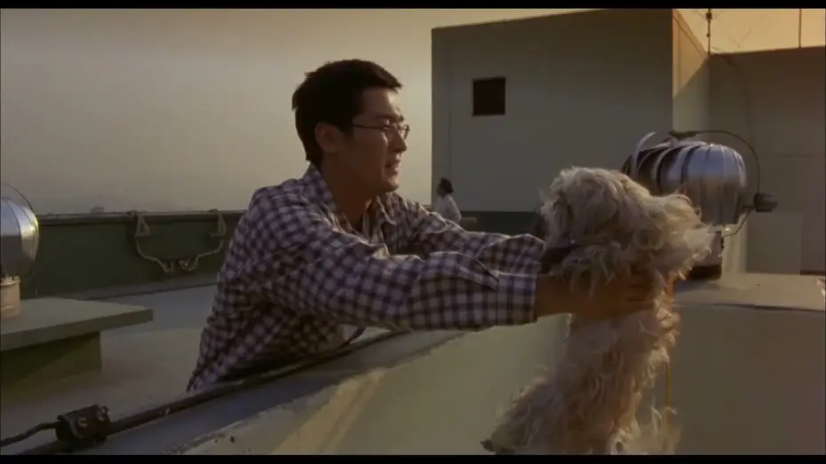 Video for the film Barking Dogs Never Bite — Barking Dogs Never Bite - Clip | Directed by Bong Joon-ho