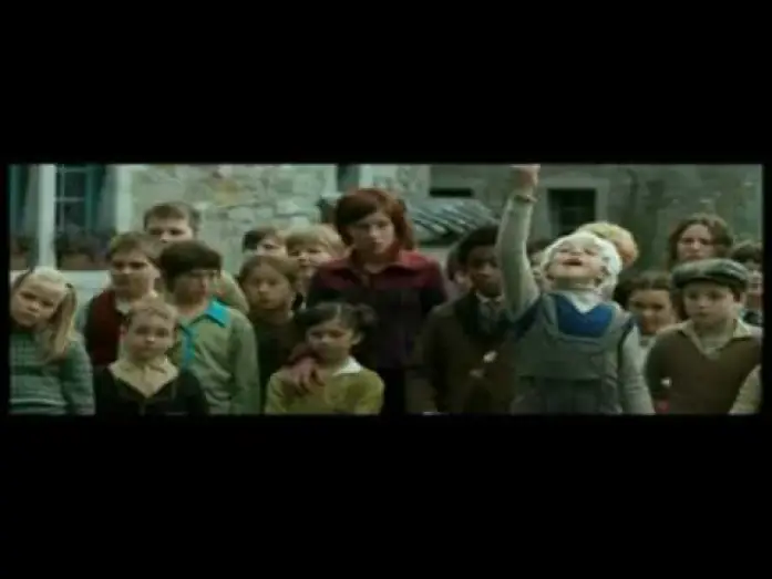 Video for the film Trouble at Timpetill — Les enfants de Timpelbach  bande annonce trailer Depardieu