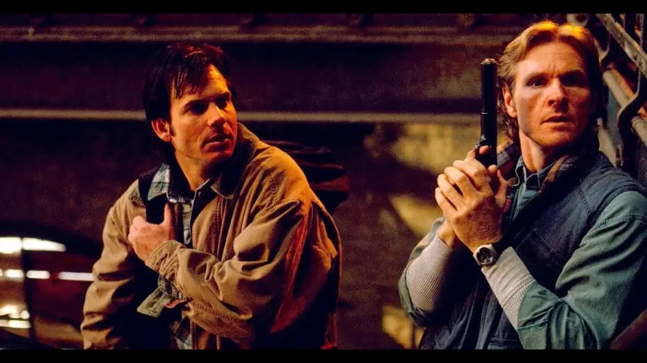 Video for the film Trespass — Les Pilleurs - Bande Annonce [VF]