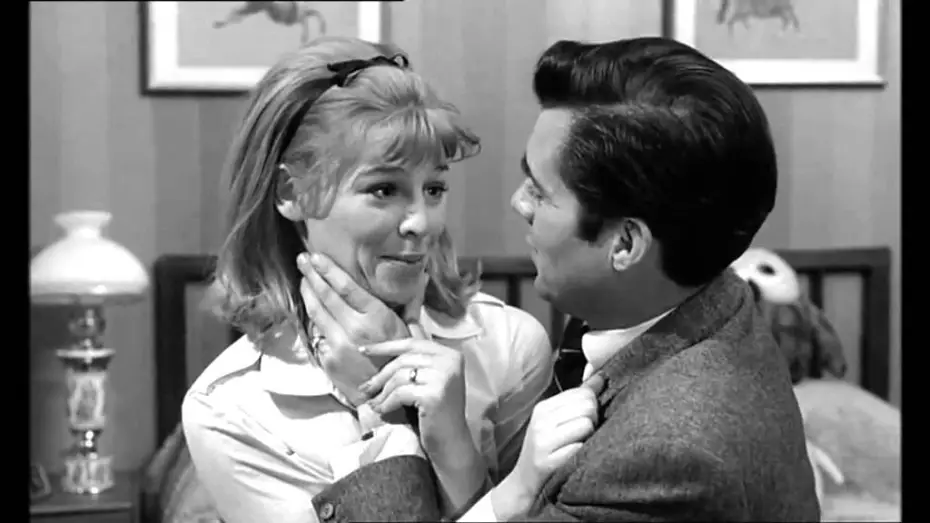 Video for the film Darling — Clip