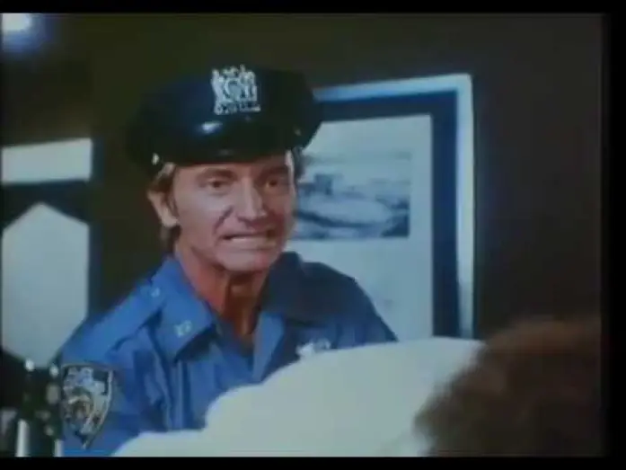 Video for the film Hanky Panky — Hanky Panky - 1982 Trailer