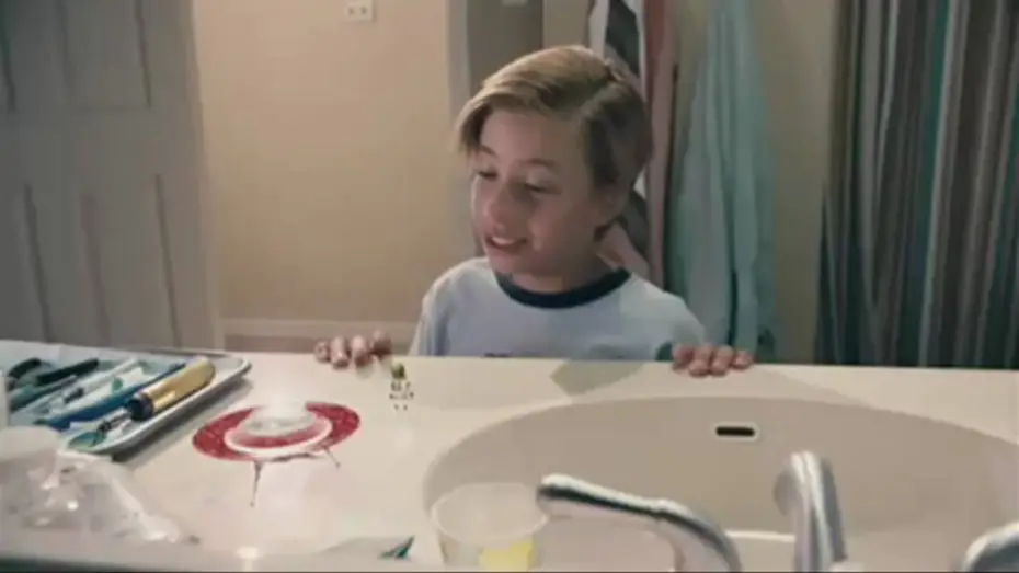 Video for the film Shorts — Shorts-La piedrea mágica (2009) - Trailer Oficial Español [HD]