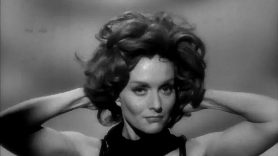 Video for the film The Naked Kiss — THE NAKED KISS - Extrait "La Perruque" VOST