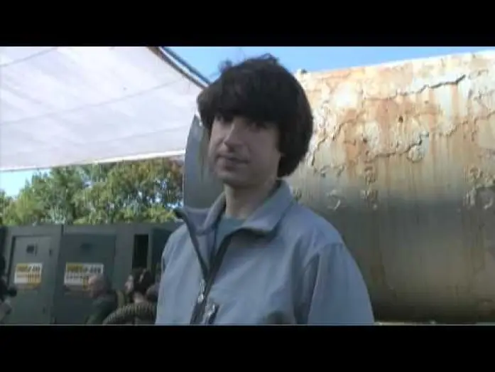 Video for the film Taking Woodstock — Behind the Scenes: Mud Clip 1
