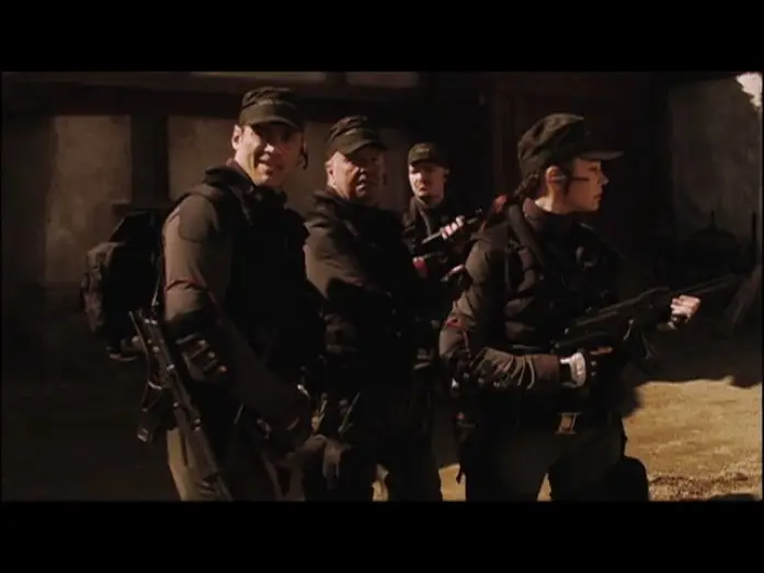 Video for the film Planet Raptor — Planet Raptor: Angriff der Killersaurier - Trailer