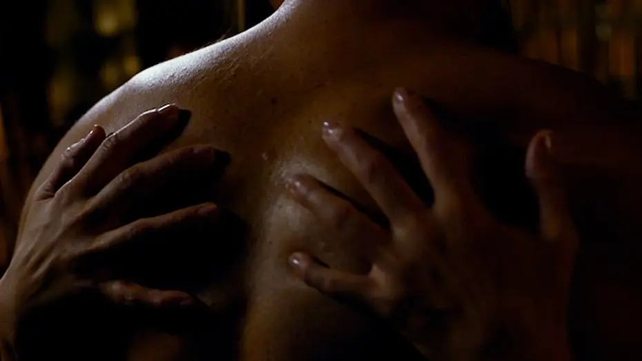 Video for the film Mechanic: Resurrection — Mechanic & Gina Get Close