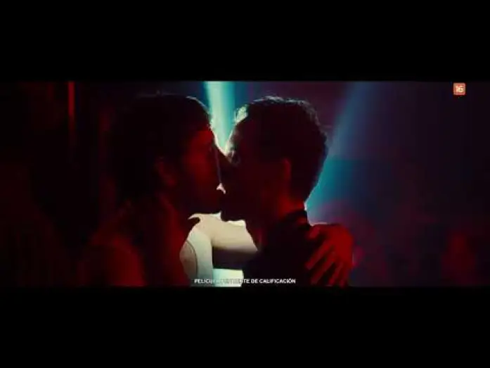 Video for the film All of Us Strangers — Escena: 'Química'