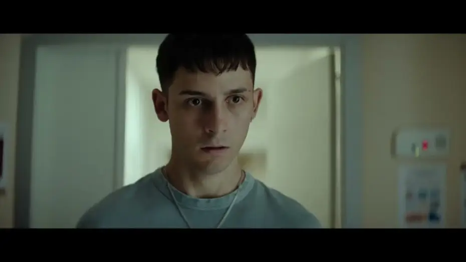Video for the film Enemigos — ENEMIGOS - Tráiler 60"
