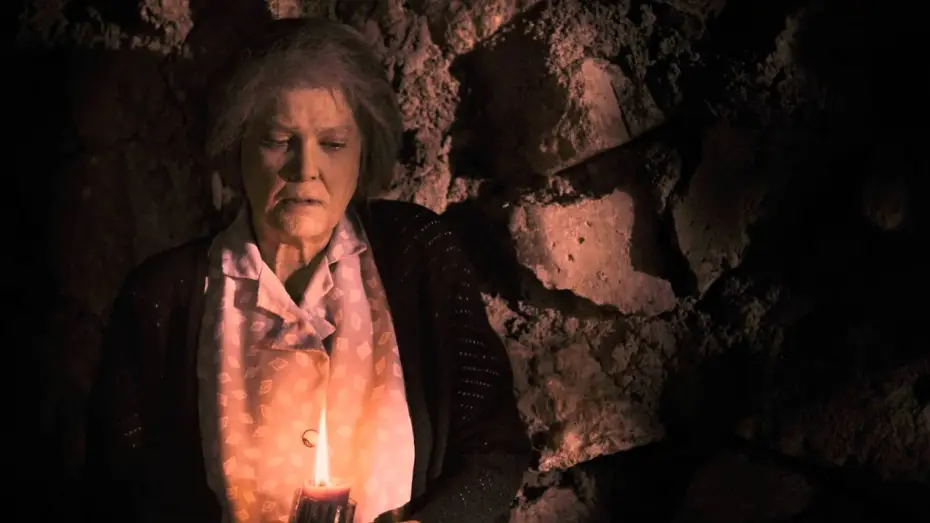 Video for the film The House at the End of Time — La Casa del Fin de Los Tiempos - Trailer Oficial.