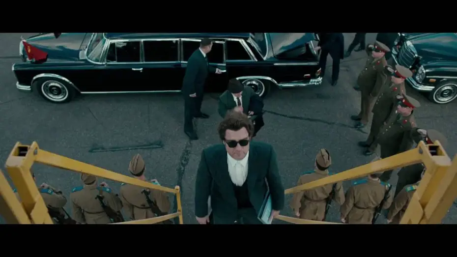 Video for the film Pawn Sacrifice — El caso Fischer - Trailer español (HD)