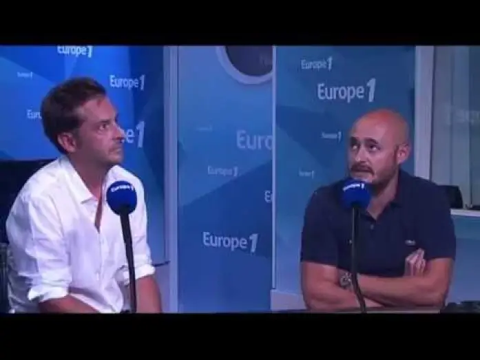 Video for the film What We Do in the Shadows — Vampires En Toute Intimité : Nicolas & Bruno / Europe 1 Social Club (2-9-15)