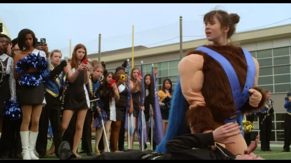 Video for the film Barely Lethal — Official UK Theatrical Trailer