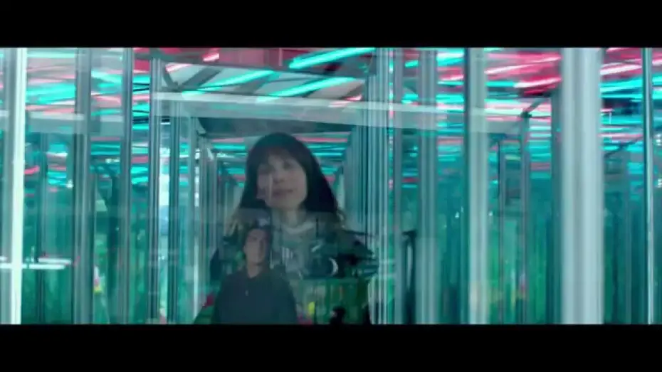 Video for the film Quantum Love — Reencontrar el amor Trailer español