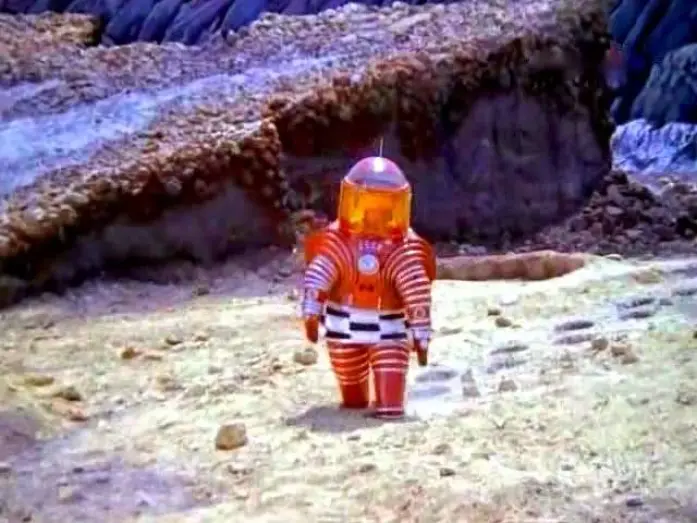 Video for the film The Moon — The Moon. ЛУНА (Luna, 1965)(restored color) by Pavel Klushantsev