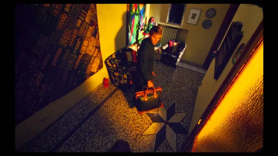 Video for the film Misunderstood — L'incomprise - Extrait #1 VOST