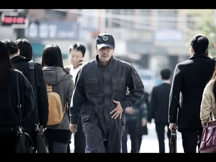 Video for the film The Target — THE TARGET (EL OBJETIVO) (Tráiler Oficila España "Pyojeok")