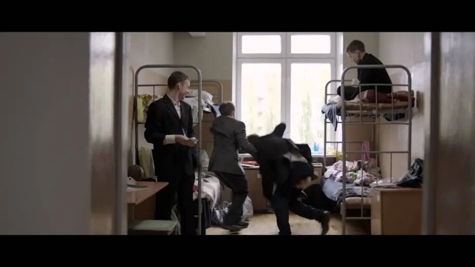 Video for the film The Tribe — The Tribe - Bande Annonce