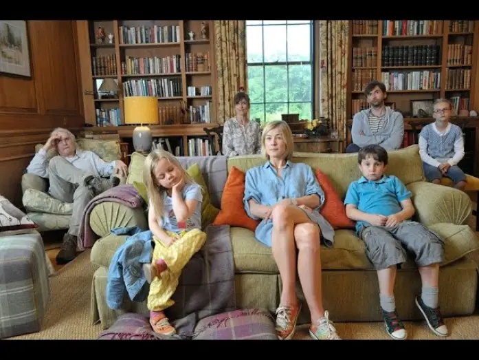 Video for the film What We Did on Our Holiday — NUESTRO ÚLTIMO VERANO EN ESCOCIA (Tráiler Oficial España "What we did on our holiday")