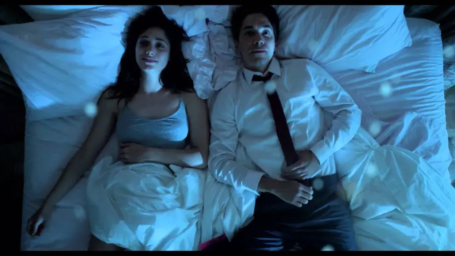 Video for the film Comet — COMET - Bande Annonce VF